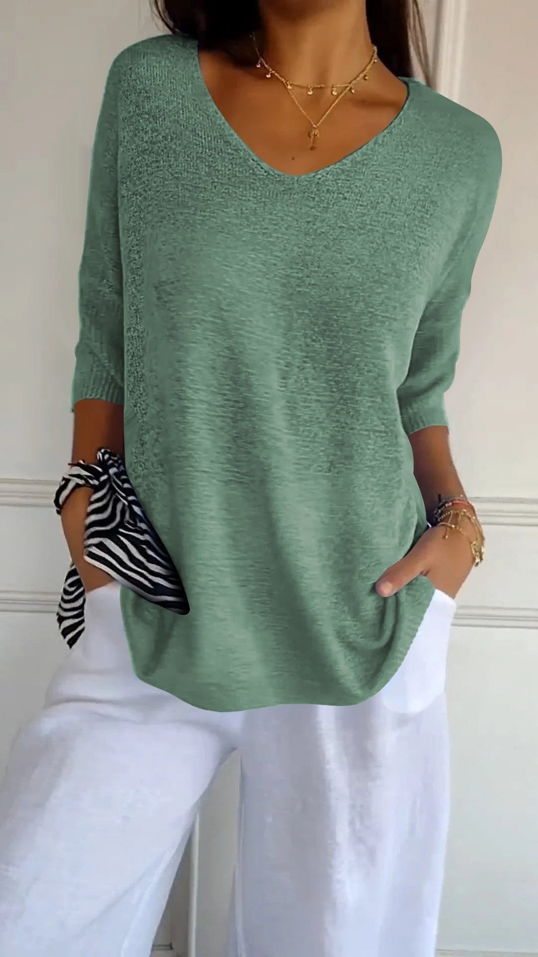 Kit 3 Blusas Luna® em Malha Leve – Decote V — Baviore